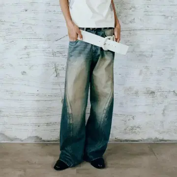 NVRFRGT 3D TWISTED WIDE LEG JEANS