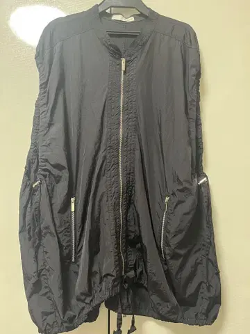 콜라주 갈리아르다 갈란테 잡지 게재 나일론 드로스트 베스트 chignon