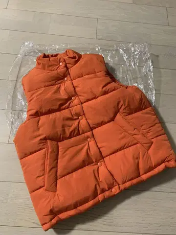 ETHR OF 오렌지 충전솜 다운 베스트