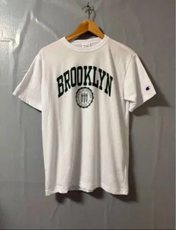 미사용 택 포함 champion 칼리지 T셔츠