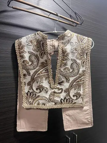 LILY BROWN 자수 레이어트 카라 탈착식 옷깃
