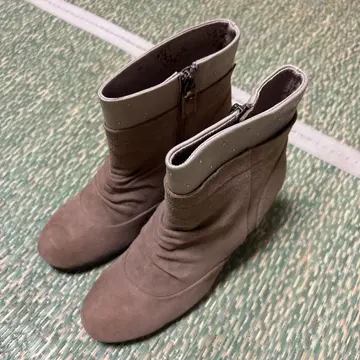 치아키 카타기리 부츠 24.0cm 새상품