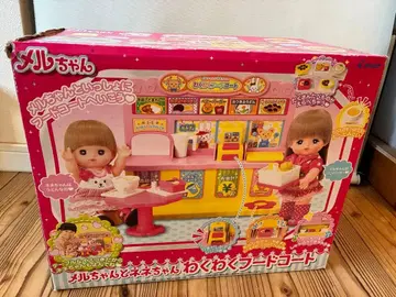 멜짱 와쿠와쿠 푸드코트