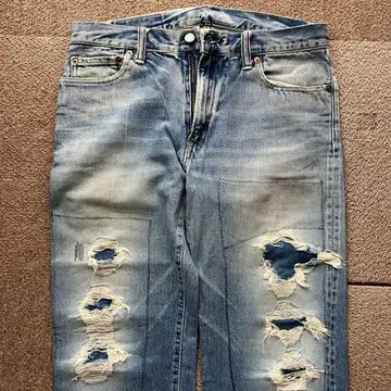 BLUE BLUE 블루블루 데미지 가공 데님 W33