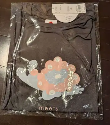 [ 새상품 ] 젤라또피케 만박 미야쿠미야쿠 원포인트 T셔츠 룸웨어