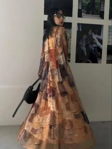 Ameri Vintage UND GYPSUM ART DRESS