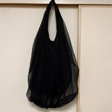 HELOYSE 새상품급 메쉬 해먹형 숄더백 블랙
