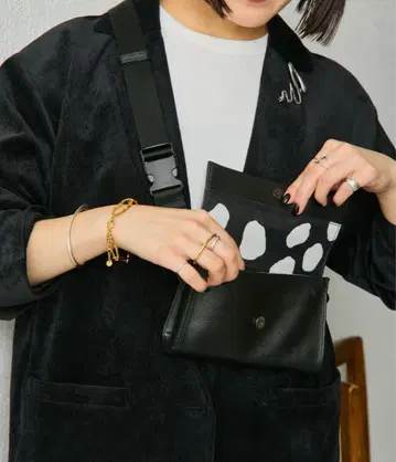 미사용 새상품 이아파피요네 uchida 기획 미니 와이드 테이프 숄더백