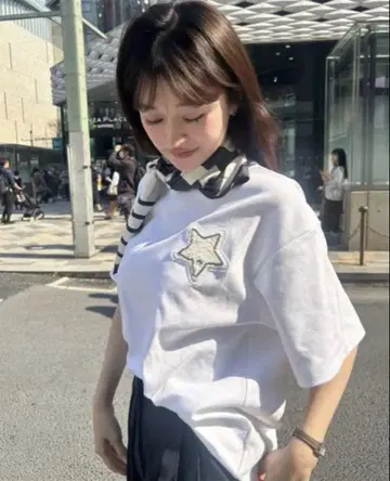 Bibiy. B. STAR TEE 티셔츠 2025SS