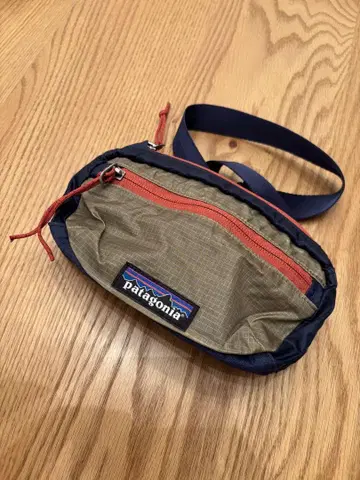 최종 가격 인하 patagonia 바디백 네이비 카키 레드
