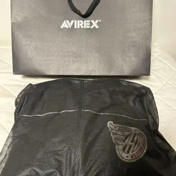 AVIREX 다크 브라운 점퍼