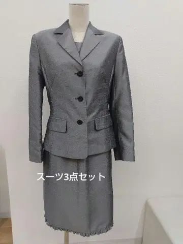 [ 새상품급 ] 그레이 스커트 수트 프릴 포함