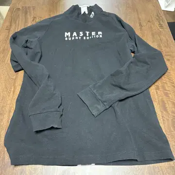 MASTER BUNNY EDITION 블랙 셔츠 사이즈 6
