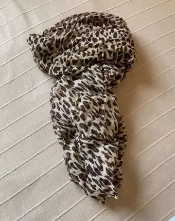 레오파드 무늬 쉬폰 스톨 대형