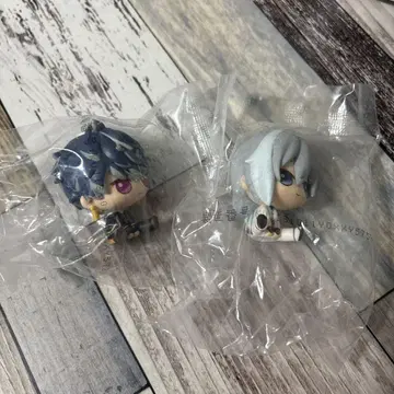 아이나나 제일복권 피규어 모모 카즈나