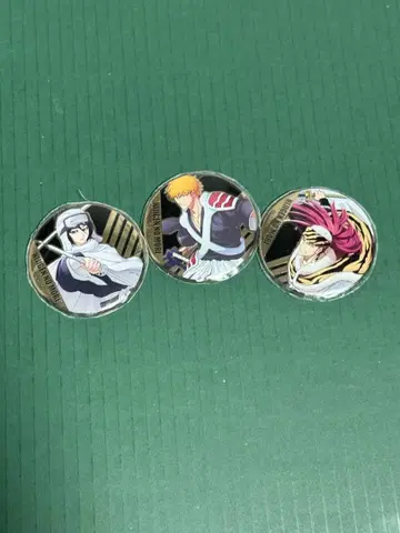 BLEACH 메탈 캔뱃지 이치고 루키아 렌지