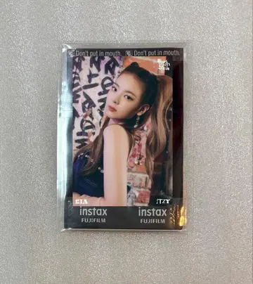 리아 폴라로이드