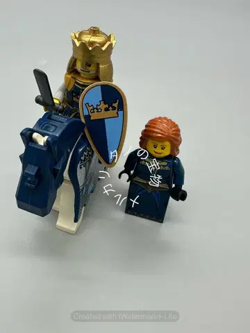 정품 레고 크라운 나이트 캐슬 퀸 말 미니피겨