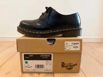 닥터 마틴 버터로 5 UK ( 약 24cm )