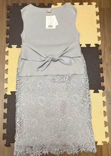 택 포함 미사용 새상품 아푸와이저 리셰 슬리브리스 투피스 꽃무늬 레이스