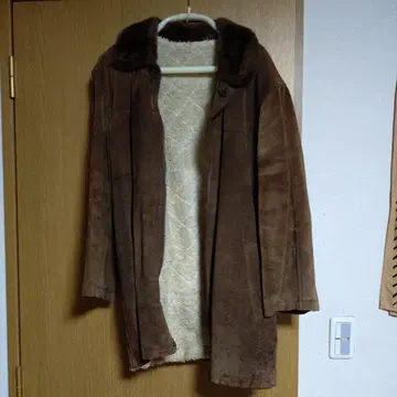 PEAU RAID 브라운 스웨이드 하프 코트 (바 스킨)