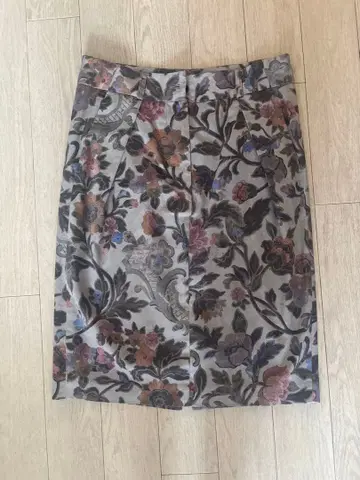 DRIES VAN NOTEN 무릎 기장 타이트 스커트