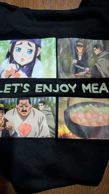 골든 카무이 T셔츠 M 사이즈