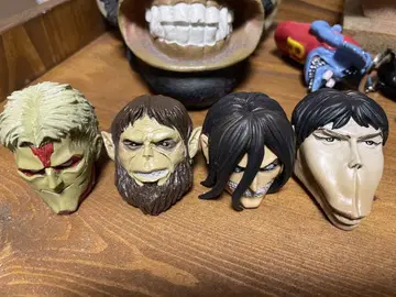 진격의 거인 가챠가챠 마스크