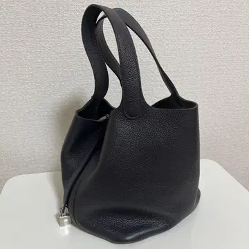 큐브 백 네이비 컬러