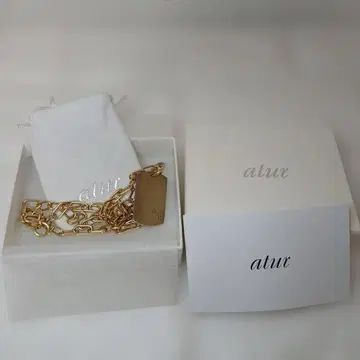 아튀르 콜라보 목걸이 아베레이코