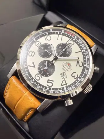 ORIENT 오리엔트 아날로그 남성용 손목시계 크로노그래프