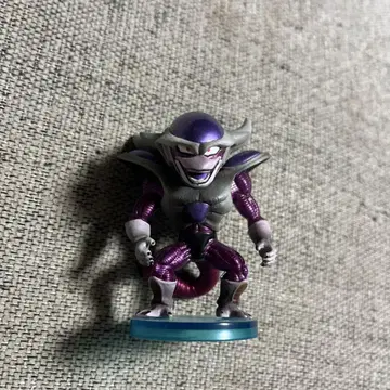 드래곤볼 월드 콜렉타 더블 프리저 피규어