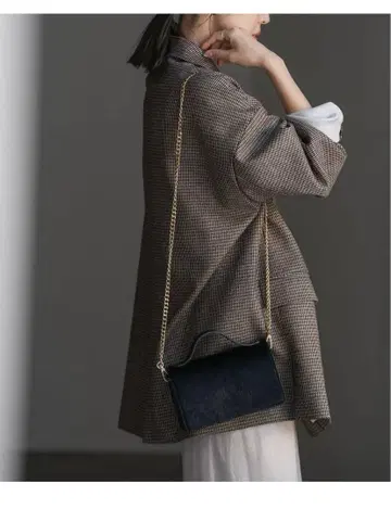 NOBLE 노블 메종 방상 헤어 카프 체인 BAG