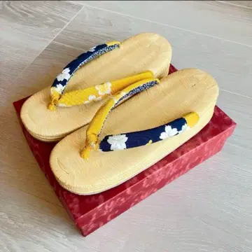 다다미 짚신 고급 화이트 대나무 7단 겹 벚꽃 꽃 자수