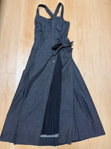 Lilybrown 이소재 도킹 원피스 데님