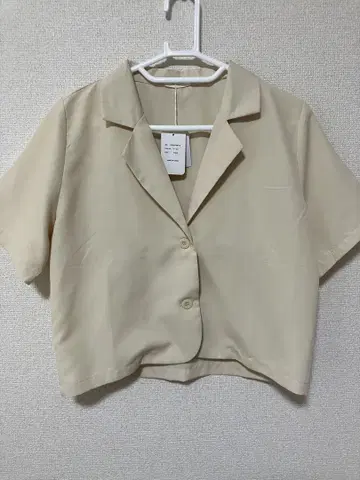 Chaco closet 테일러드 미니 자켓 베이지