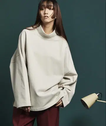 MAISON SPECIAL 터틀넥 트레이닝복 44 베이지