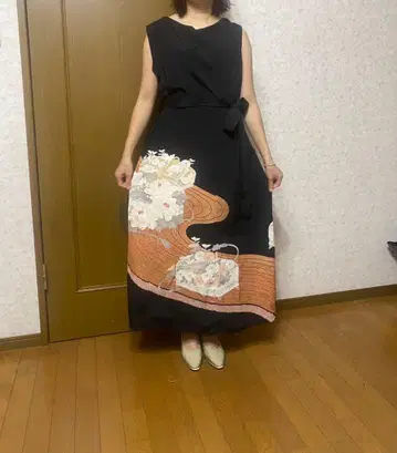 기모노 리메이크 원피스 순수 실크 L 사이즈 모델 158cm 45kg