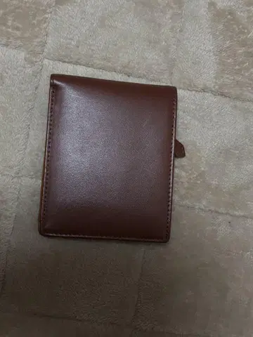 가죽 브라운 접이식 지갑