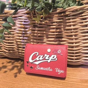 새상품급 카프 사만사 베가 콜라보 접이식 지갑