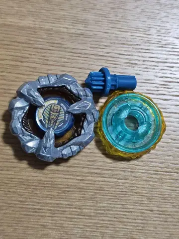 베이블레이드X 스핑크스 카울 9-80GN