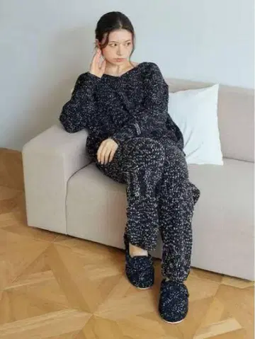 조엘 로부숑 니트 셋업