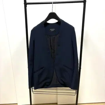 UNITED TOKYO 네이비 테일러드 자켓