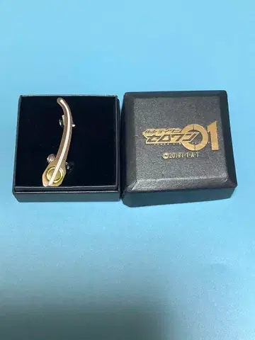 가면라이더 제로원 진 귀찌 한쪽