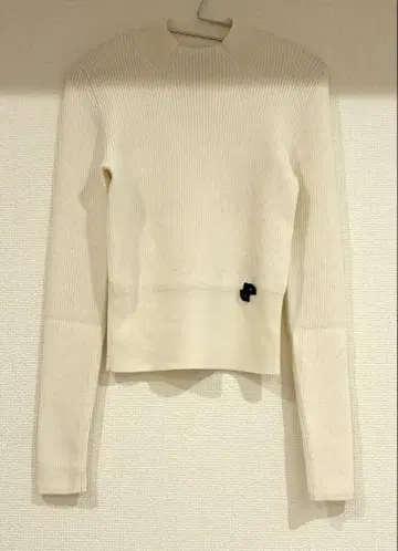 Patou 니트