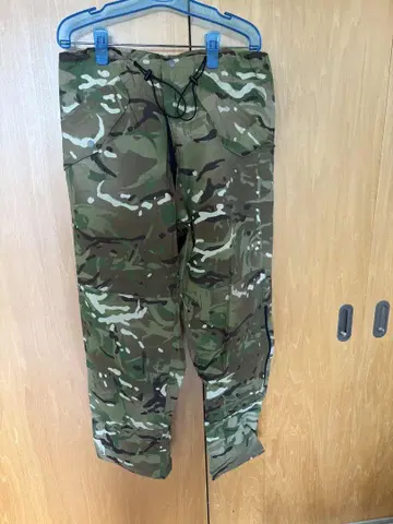 HERON PRESTON 카모플라쥬 카고 팬츠 M 사이즈