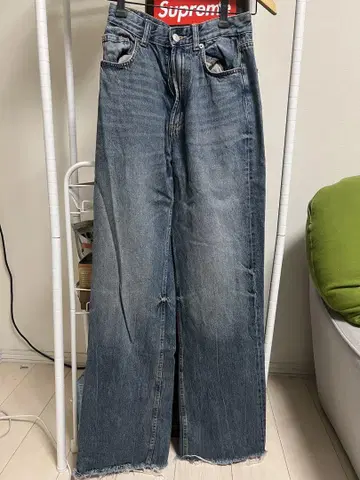 ZARA 스트레이트 데님