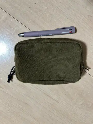MH'L 올리브색 지퍼 파우치