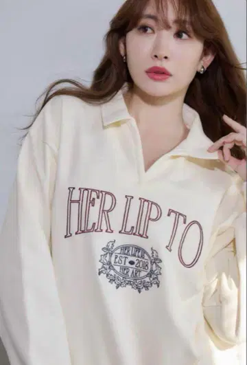 오늘만 가격 인하! Embroidery Polo Sweatshirt