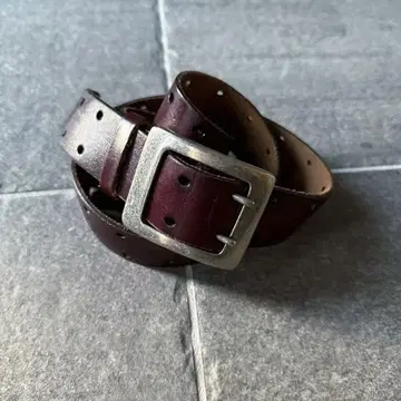 Leather double pin belt